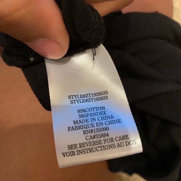 Shorts - Picture 2 of 4